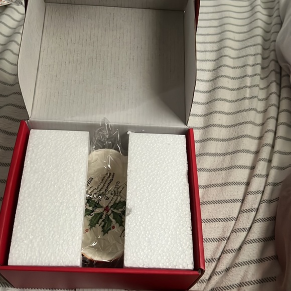 Lenox fluted dish - Picture 3 of 5